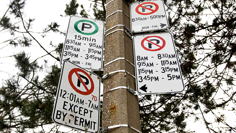confusing-parking-signs.jpg