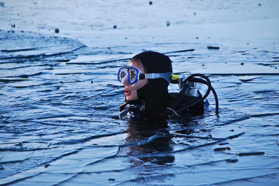 Diving-in-Alaska1.jpg