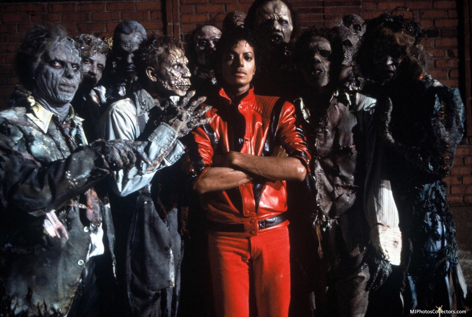 Cuz-this-is-Thriller-michael-jackson-13030169-1600-1074.jpg